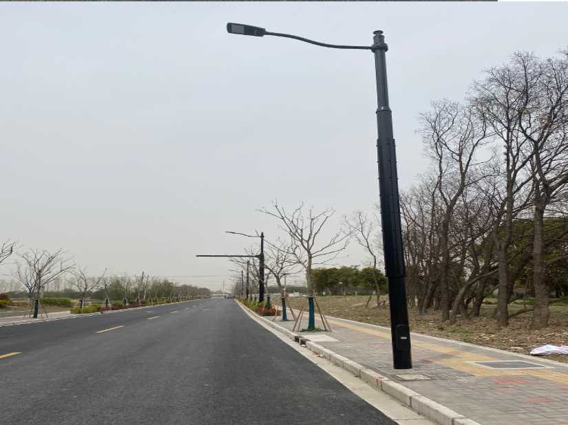 宽城区上海综合杆 太阳能路灯工程